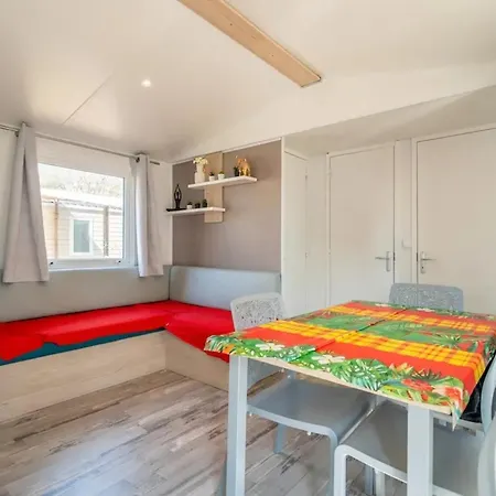 Confortable A Avec Terrasse Et Parking Inclus 度假居